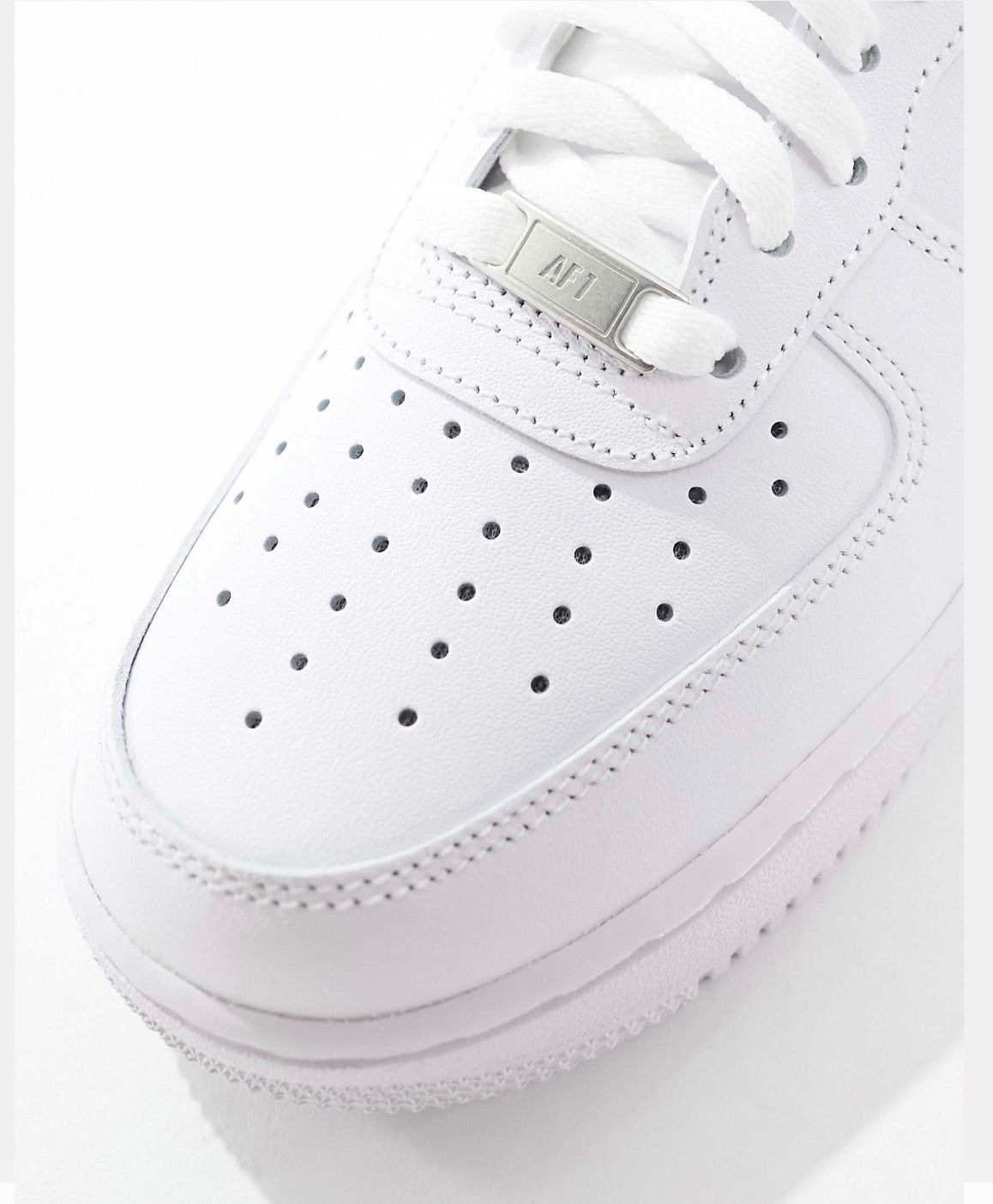 Nike Air Force 1 '07 trainers in triple white