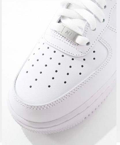 Nike Air Force 1 '07 trainers in triple white