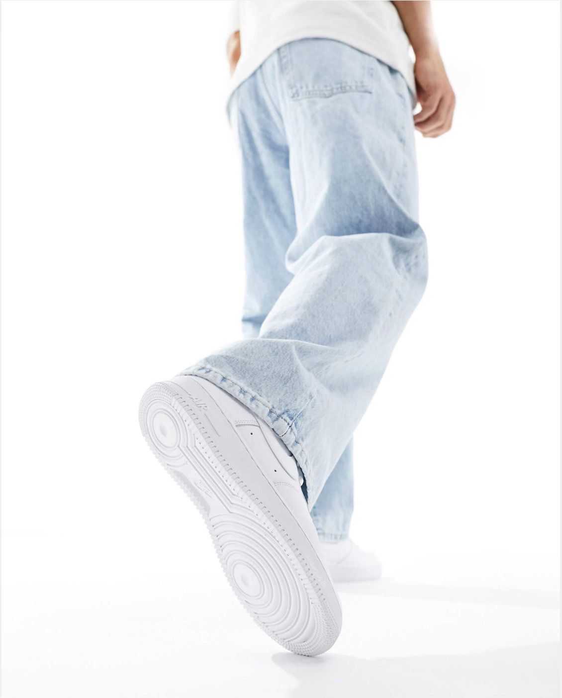 Nike Air Force 1 '07 trainers in triple white