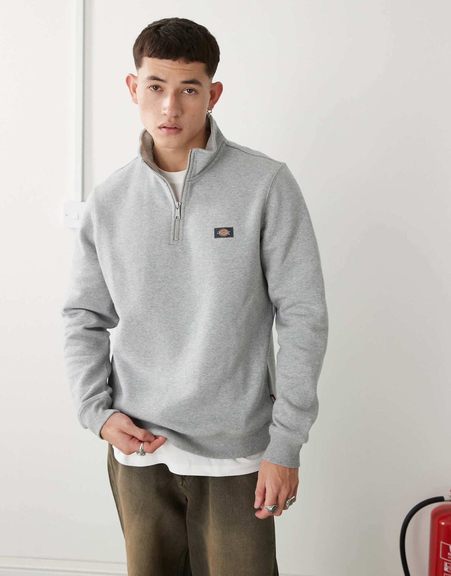 Dickies oakport small logo quarter zip jumper in grey marl